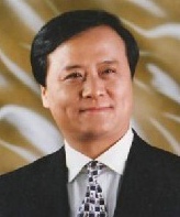 萧辉成  董事